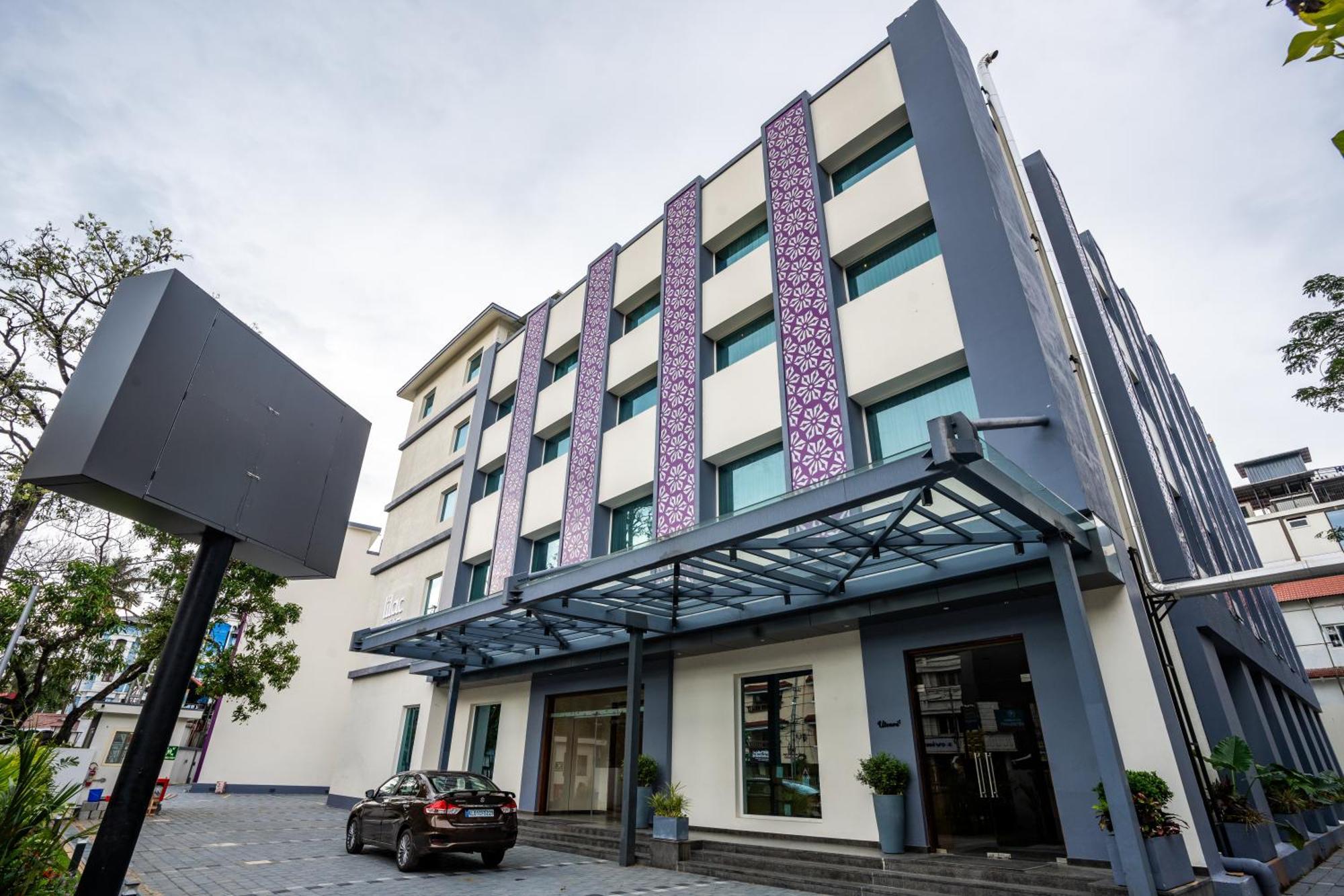 Lilac Hotel Guruvayur Exterior photo